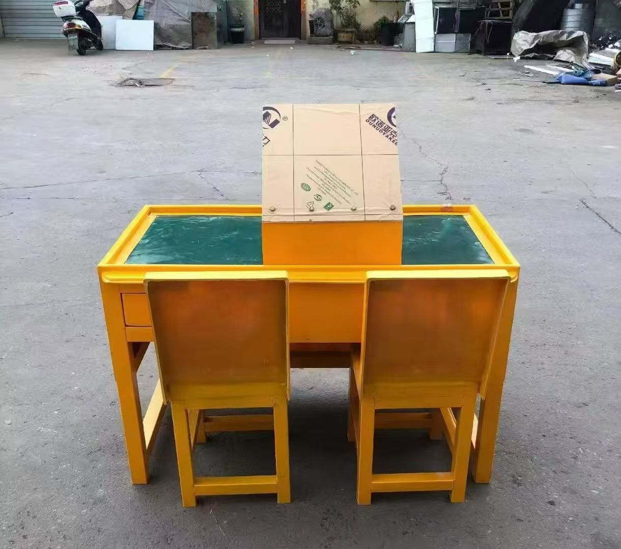 沛县防静电导通桌井下煤矿火工品发放桌：危险品流转的安全守护者